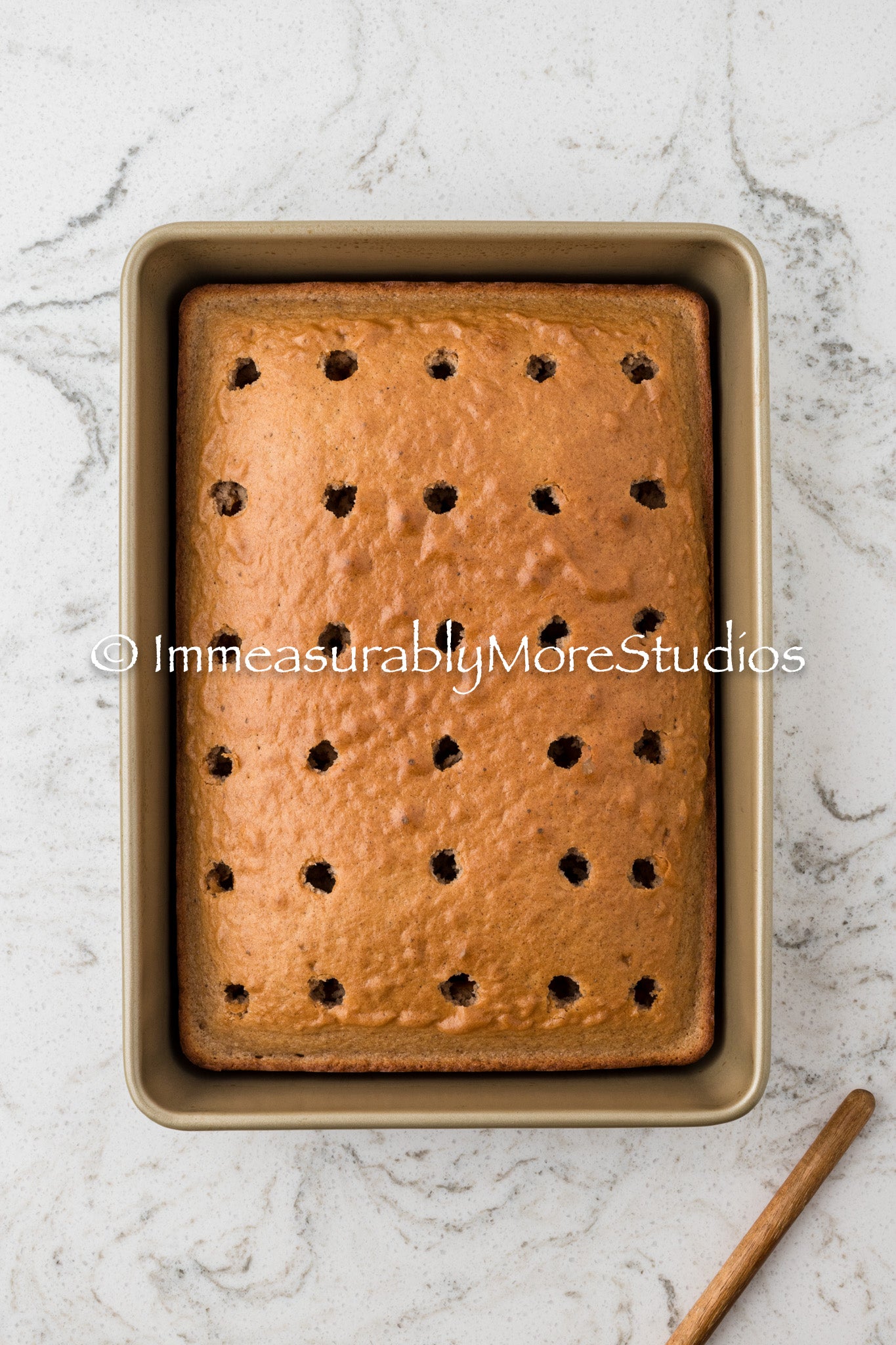 CARAMEL APPLE POKE CAKE EXCLUSIVE!!!