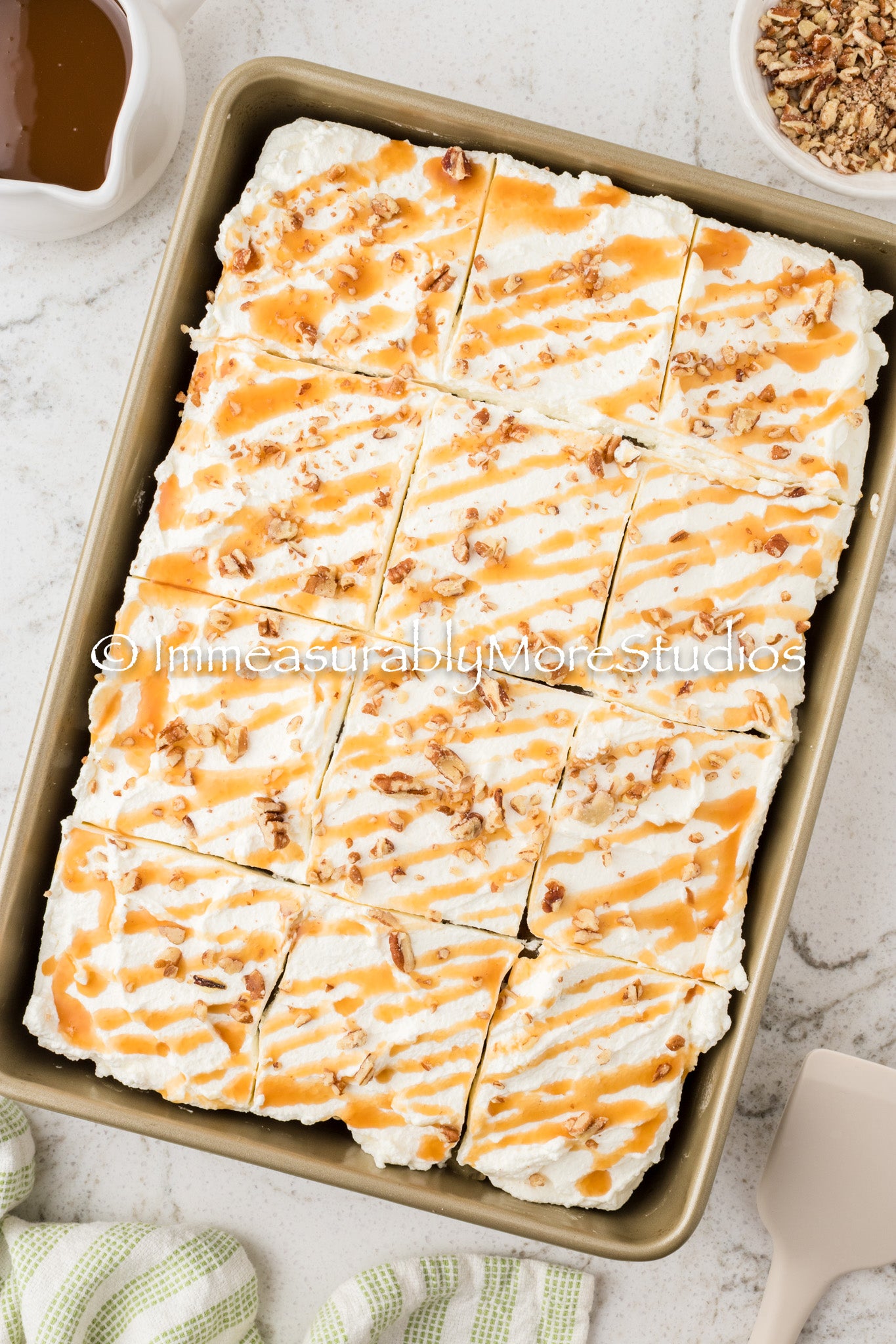 CARAMEL APPLE POKE CAKE EXCLUSIVE!!!
