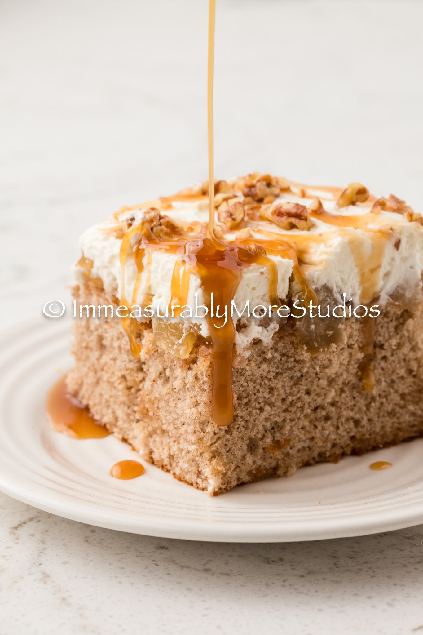 CARAMEL APPLE POKE CAKE EXCLUSIVE!!!