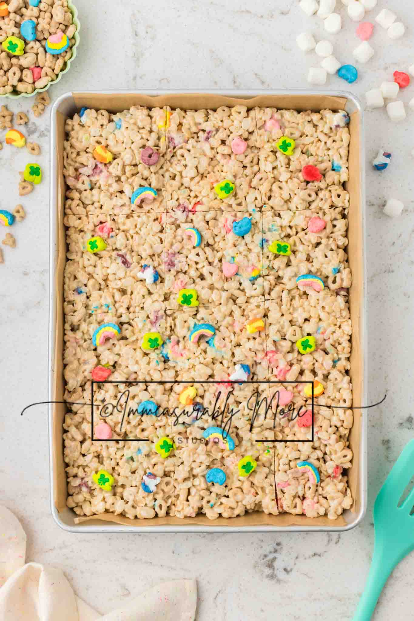 LUCKY CHARMS RICE KRISPIE TREATS EXCLUSIVE!!!