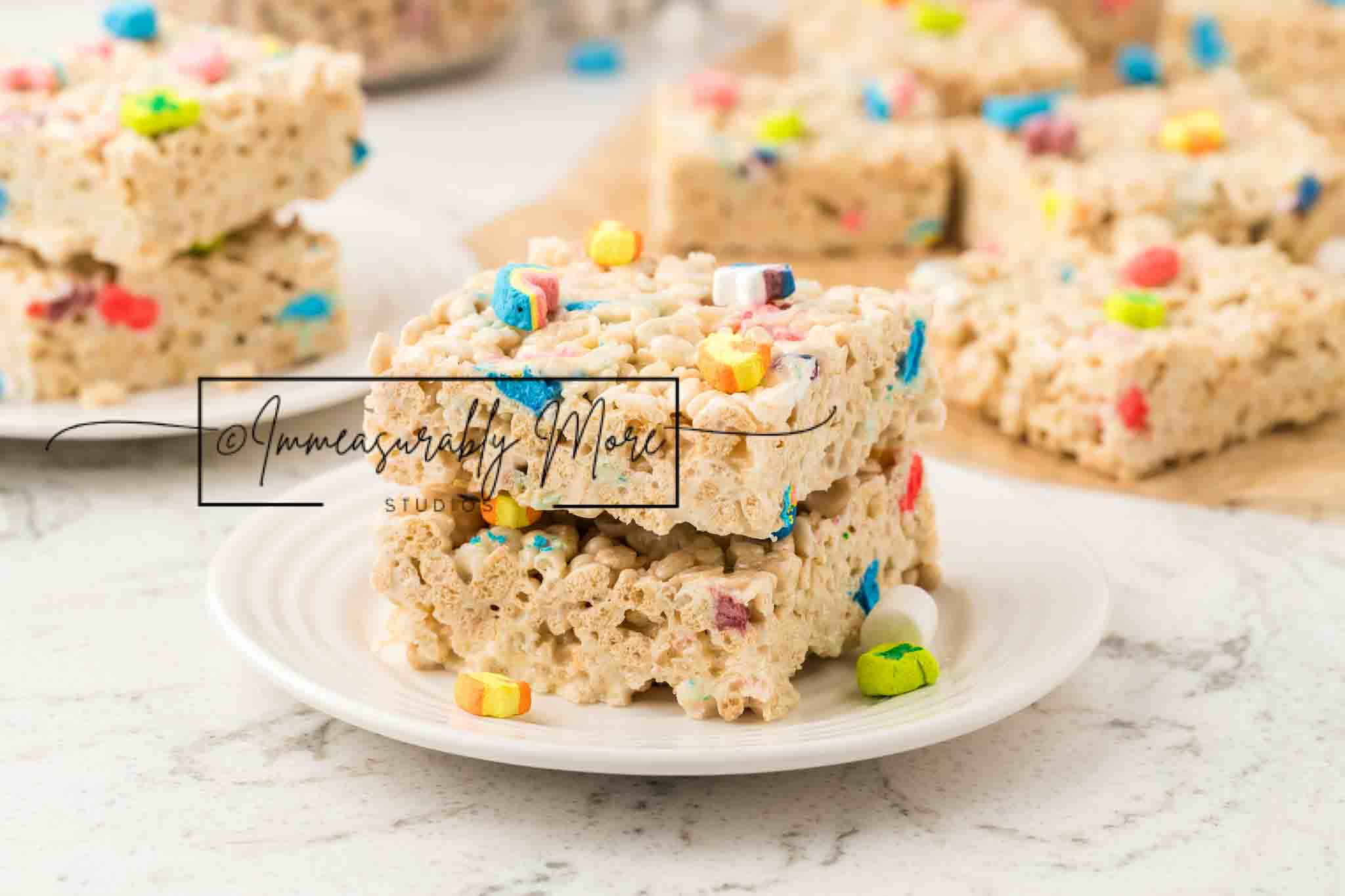 LUCKY CHARMS RICE KRISPIE TREATS EXCLUSIVE!!!