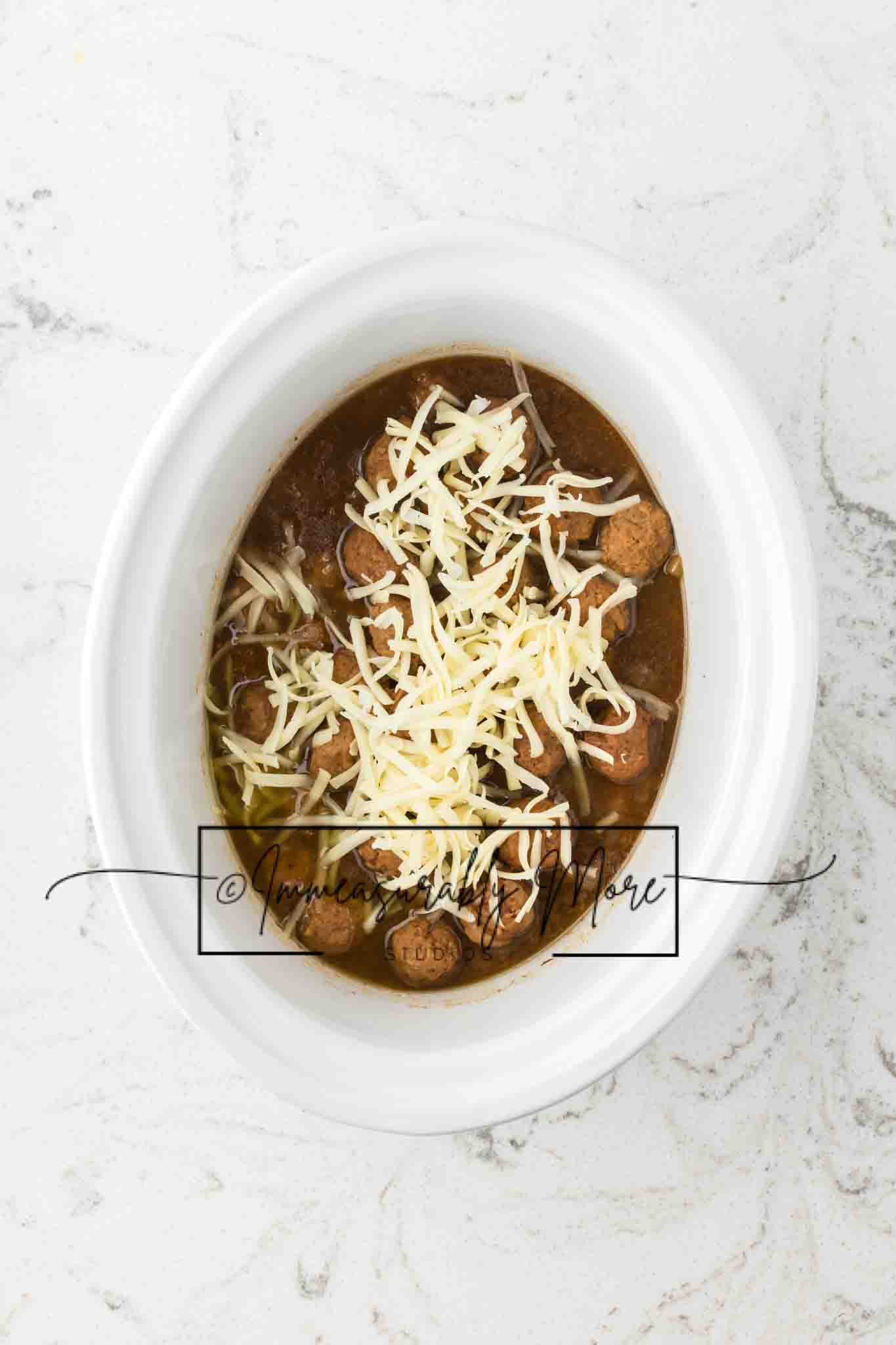 SLOW COOKER FRENCH ONION MEATBALLS EXCLUSIVE!!!