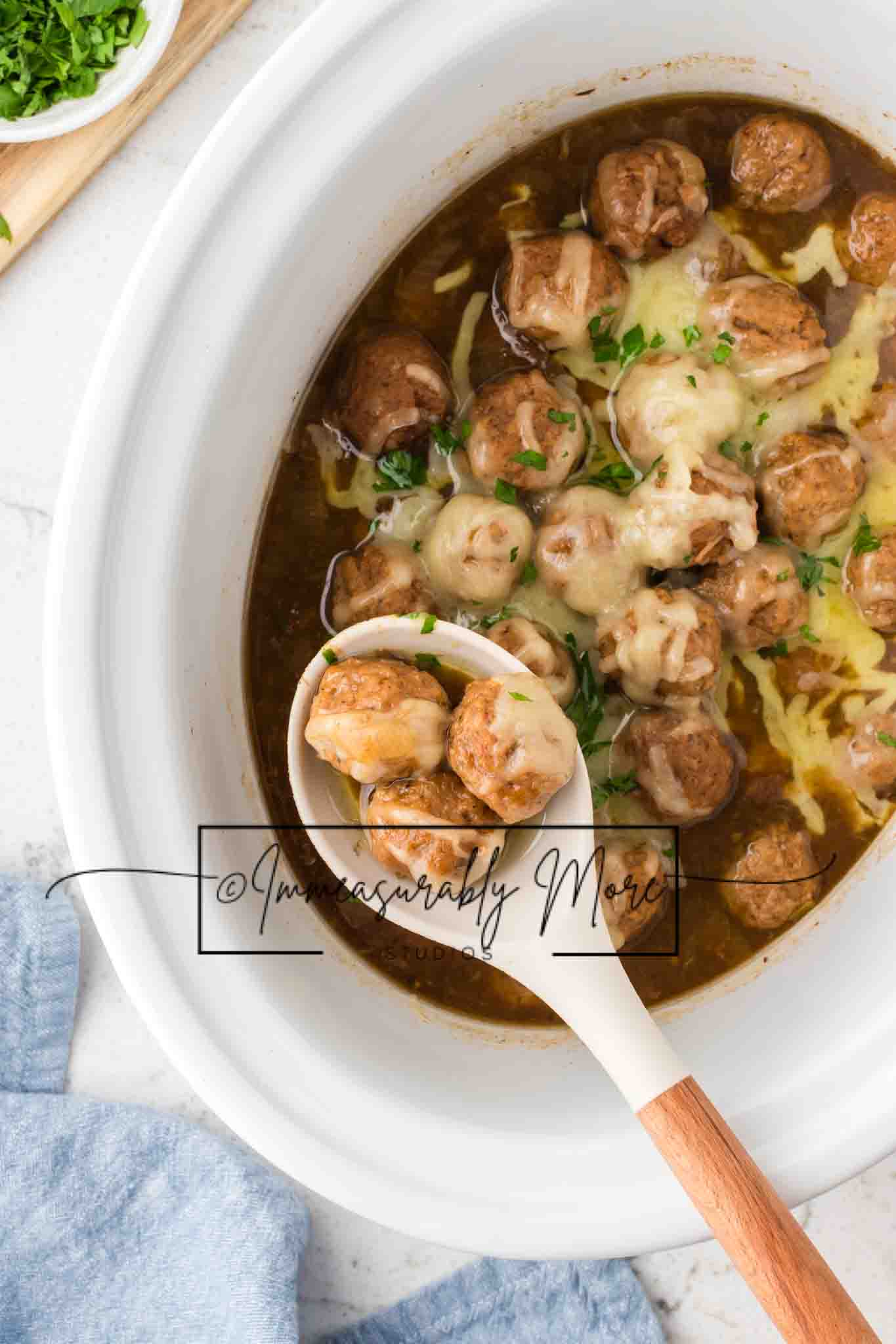 SLOW COOKER FRENCH ONION MEATBALLS EXCLUSIVE!!!